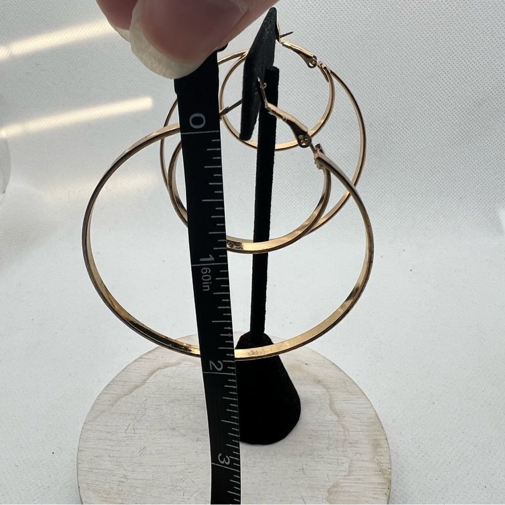 Gold tone double hoop earrings - Picture 3 of 4